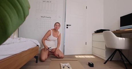 Naakte gelekte OnlyFans-foto van Maren Wolf