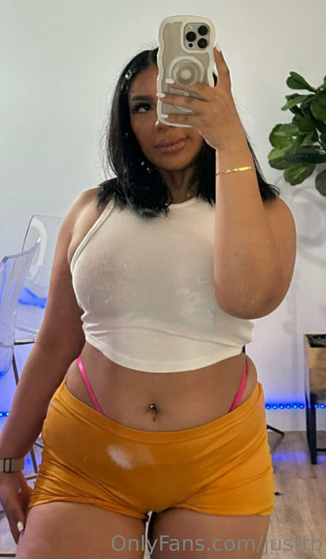 Naakte gelekte OnlyFans-foto van Justtp