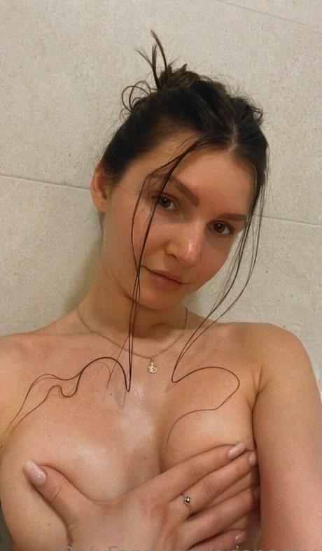 Naakte gelekte OnlyFans-foto van Bitteractz