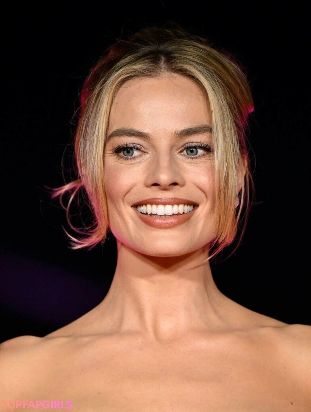 Naakte gelekte OnlyFans-foto van Margot Robbie #1085