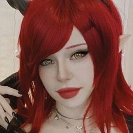 Naakte gelekte OnlyFans-foto van Himeahri