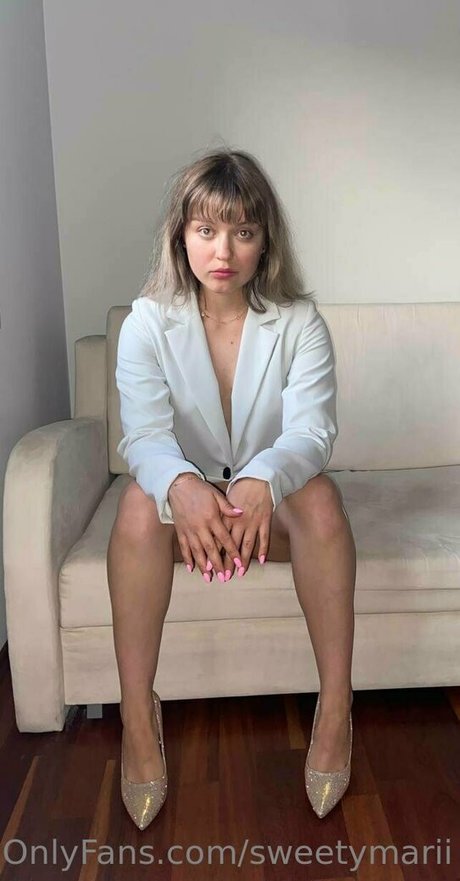 Naakte gelekte OnlyFans-foto van Mariaholovko
