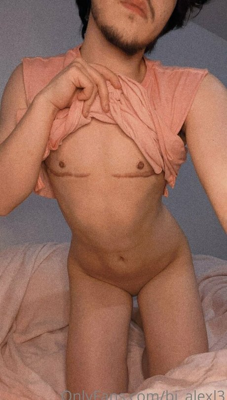 Naakte gelekte OnlyFans-foto van Xox0kai0xox