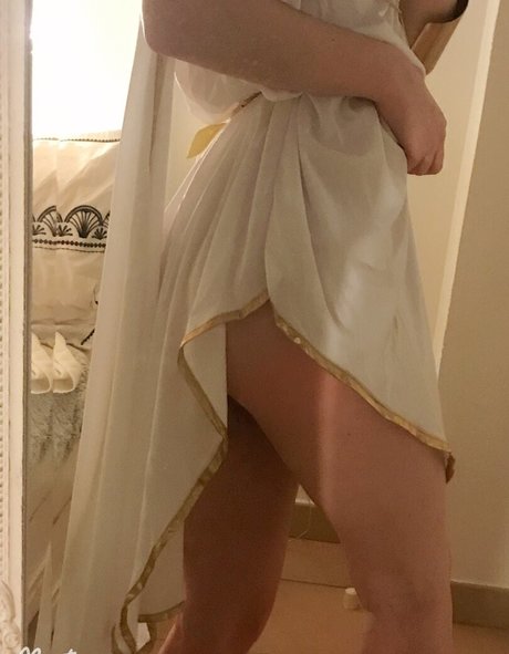 Naakte gelekte OnlyFans-foto van Hisamecos