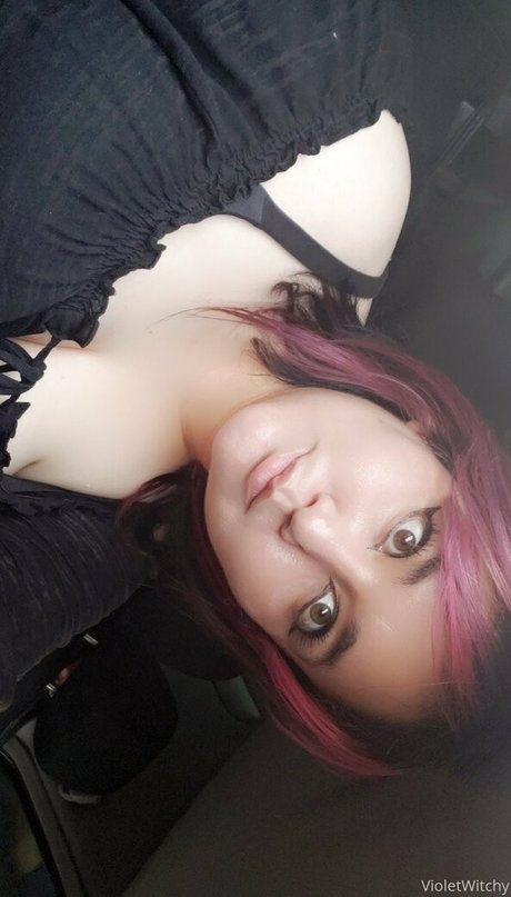 Violetwitchy
