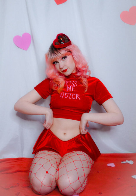 Naakte gelekte OnlyFans-foto van Lawlietigerpony