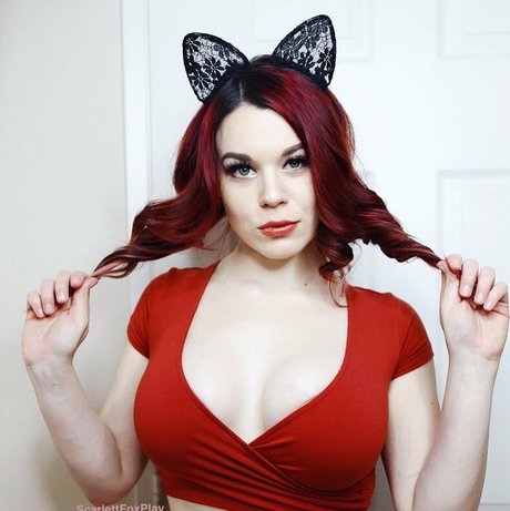 Scarlettfoxplay