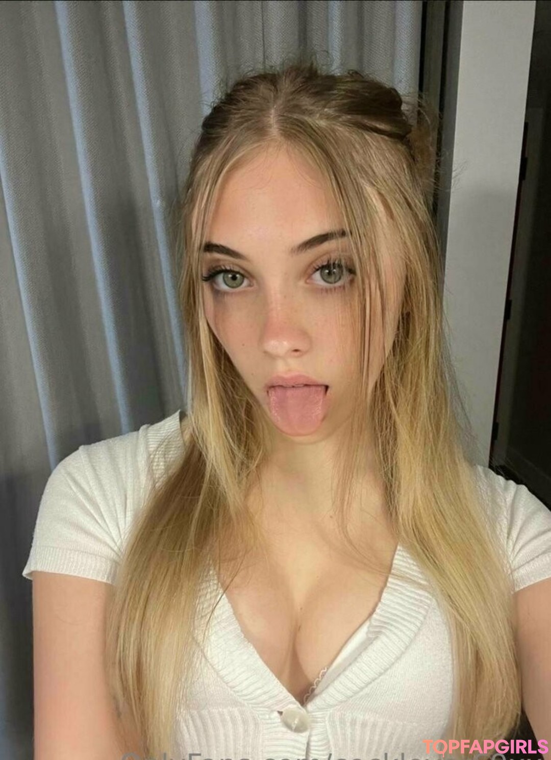 Naakte gelekte OnlyFans-foto van Cocklover69xx #1010
