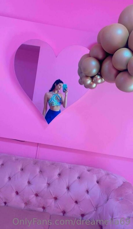 Naakte gelekte OnlyFans-foto van Dreamella69