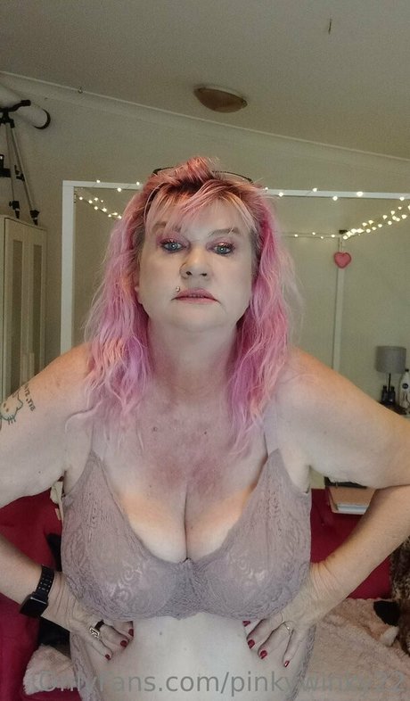 Pinkywinky22