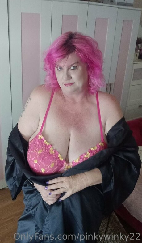 Pinkywinky22