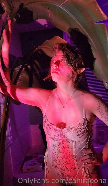 Naakte gelekte OnlyFans-foto van Cahiraoona