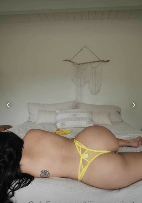 Naakte gelekte OnlyFans-foto van Tiiieeen