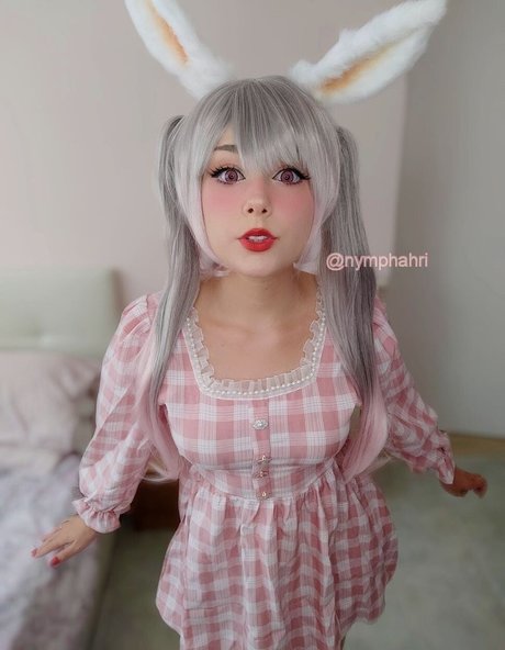 Naakte gelekte OnlyFans-foto van Nymphahri