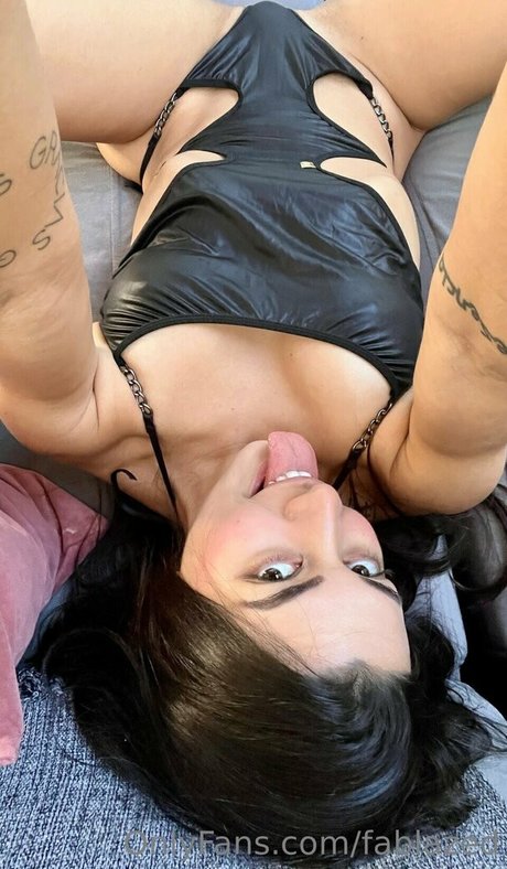 Naakte gelekte OnlyFans-foto van Fablazed