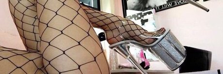 Naakte gelekte OnlyFans-foto van Lindsy 