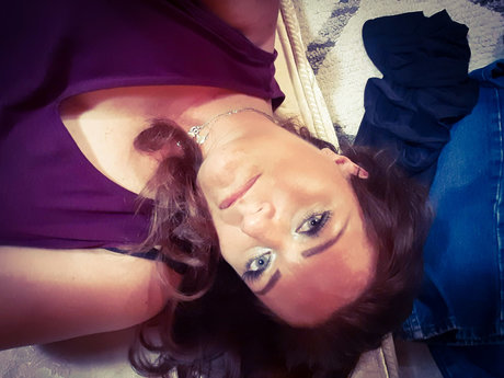 Naakte gelekte OnlyFans-foto van Goddessofthenight