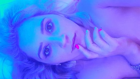 Naakte gelekte OnlyFans-foto van Lulu  Vip 