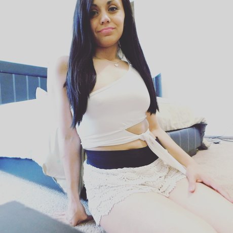 Naakte gelekte OnlyFans-foto van Fab