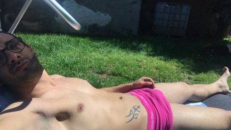 Naakte gelekte OnlyFans-foto van Masc