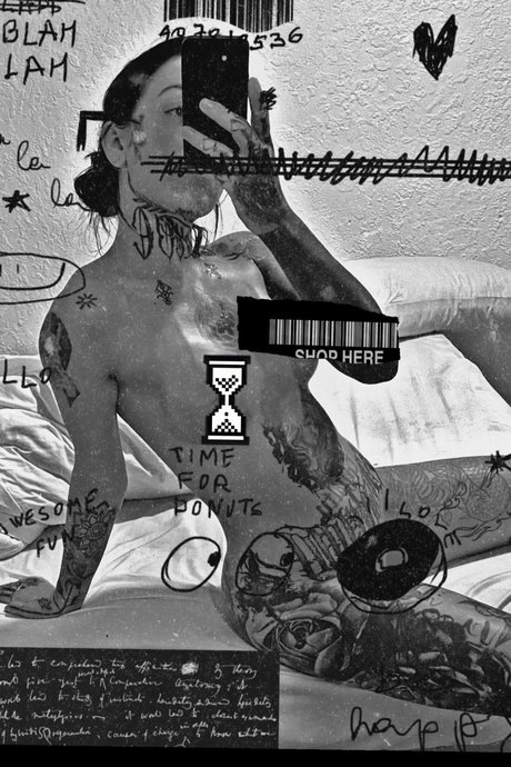 Naakte gelekte OnlyFans-foto van Lily