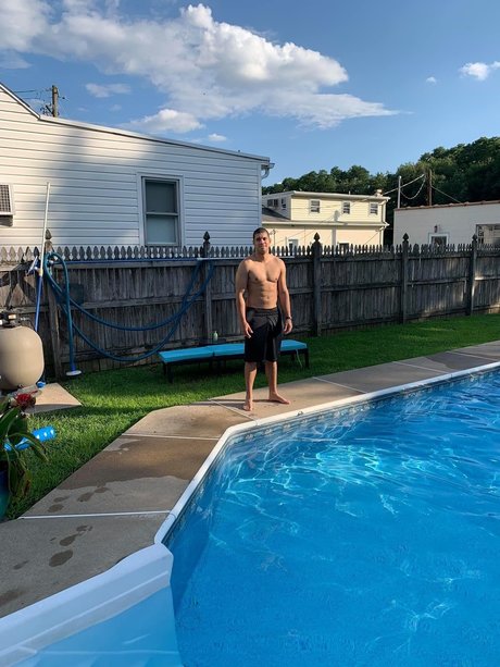 Naakte gelekte OnlyFans-foto van J
