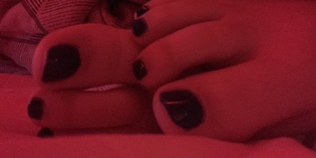Naakte gelekte OnlyFans-foto van Nati Killah