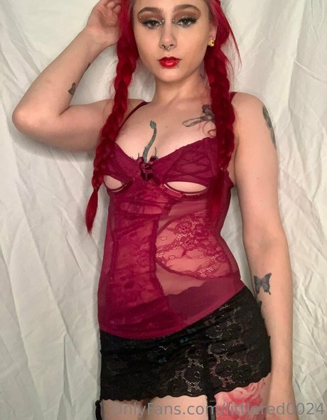 Naakte gelekte OnlyFans-foto van Scarlettsin24