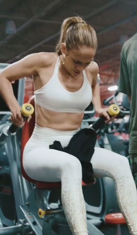 Naakte gelekte OnlyFans-foto van Jennifer Lopez