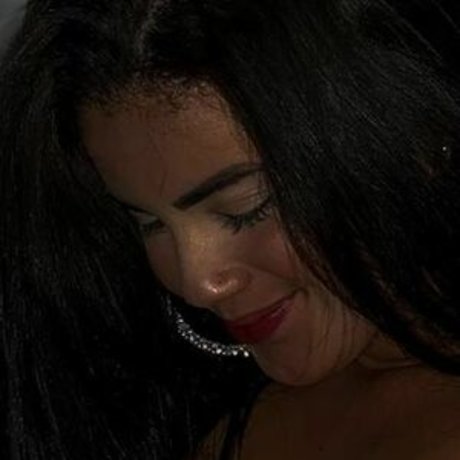Naakte gelekte OnlyFans-foto van Brenda Vitoria