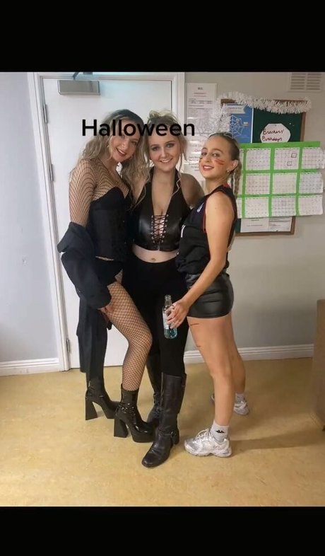 Naakte gelekte OnlyFans-foto van Katie O