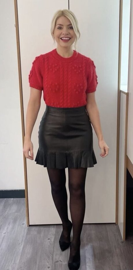 Naakte gelekte OnlyFans-foto van Holly Willoughby