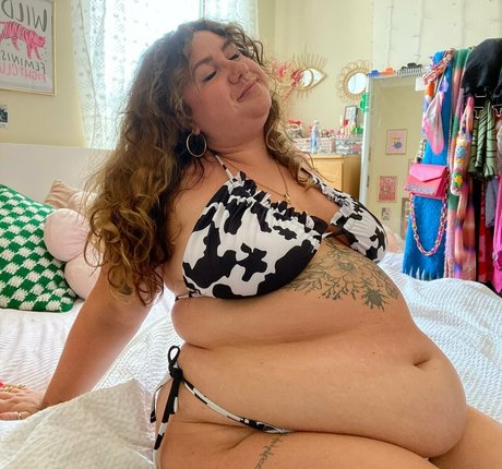 Naakte gelekte OnlyFans-foto van Parisstilton