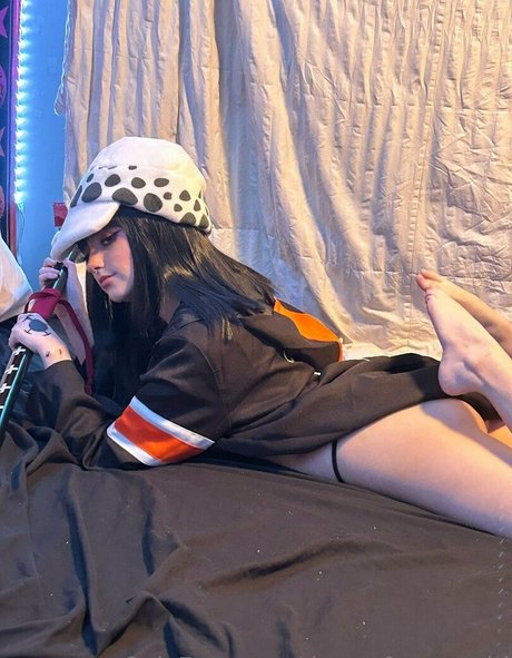 Naakte gelekte OnlyFans-foto van Drugstorecowgir1