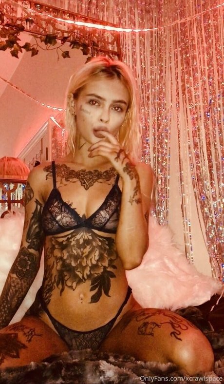 Naakte gelekte OnlyFans-foto van Minziwild