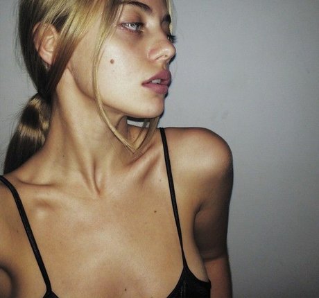 Naakte gelekte OnlyFans-foto van Kate Kishuk