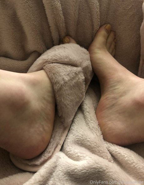 Naakte gelekte OnlyFans-foto van Hhannahraee