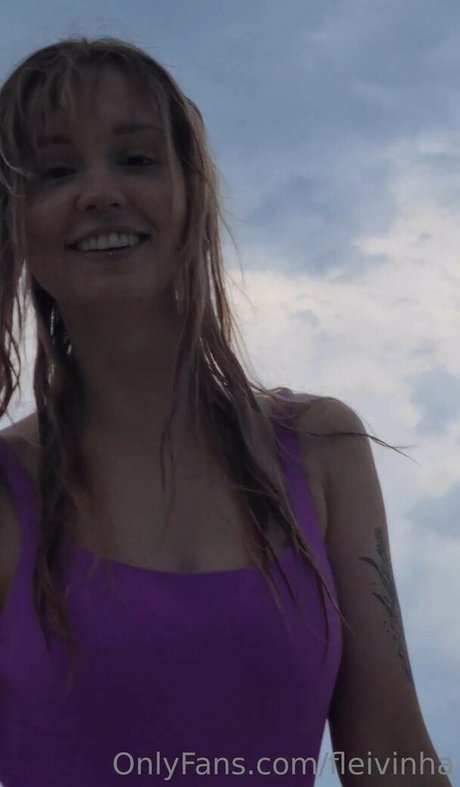 Naakte gelekte OnlyFans-foto van Sasa