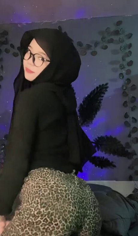 Naakte gelekte OnlyFans-foto van Deraanjela