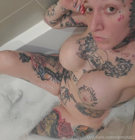 Naakte gelekte OnlyFans-foto van Chrystal Nevius