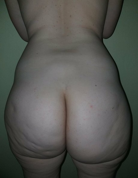Naakte gelekte OnlyFans-foto van Savannahbp