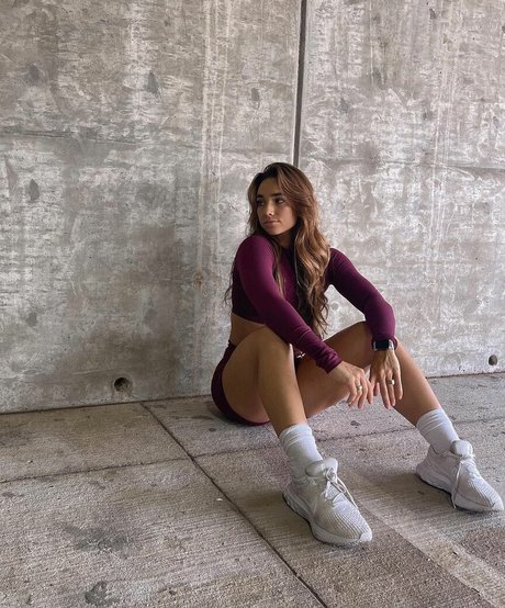 Naakte gelekte OnlyFans-foto van Kylie Holbeck