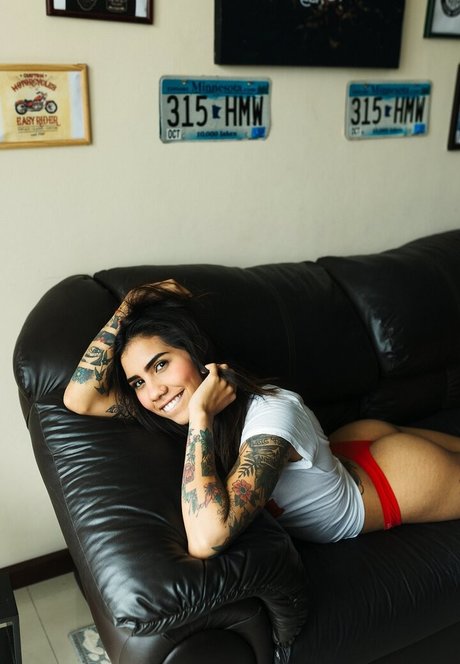 Naakte gelekte OnlyFans-foto van Fernanda Garcia