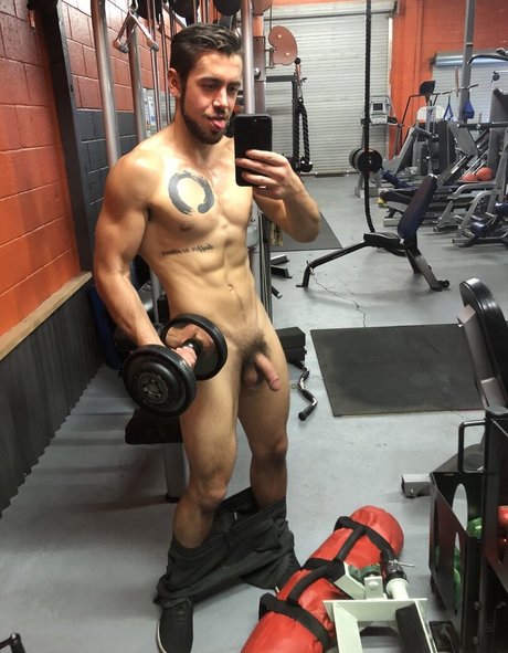 Naakte gelekte OnlyFans-foto van Dantecolle