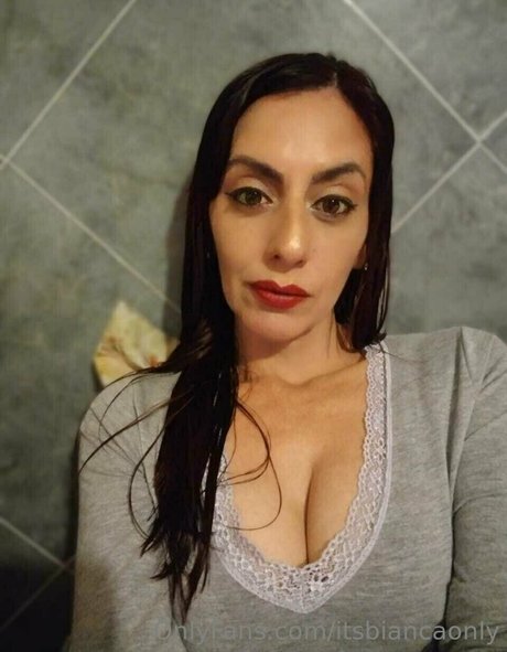 Naakte gelekte OnlyFans-foto van Itsbiancaonly