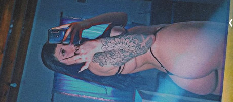 Naakte gelekte OnlyFans-foto van Melani Cristal