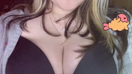 Naakte gelekte OnlyFans-foto van Katie Cat 3