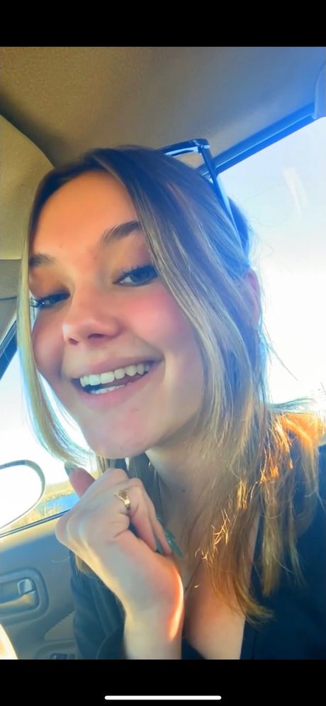 Naakte gelekte OnlyFans-foto van Playgirlbunnyab
