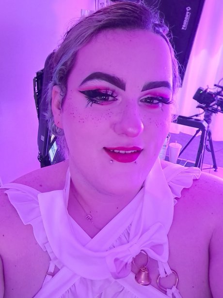Naakte gelekte OnlyFans-foto van Princessmarz