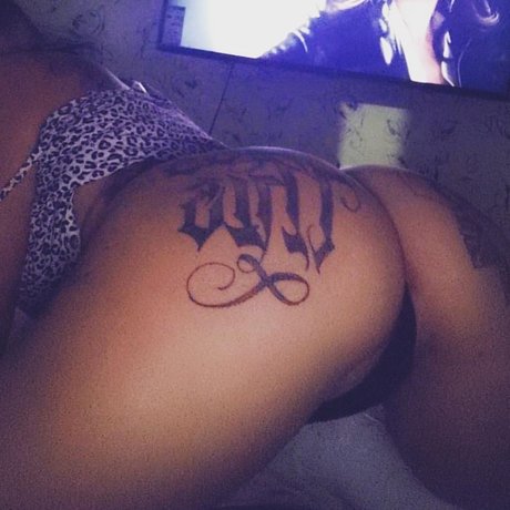 Naakte gelekte OnlyFans-foto van Teebaby 